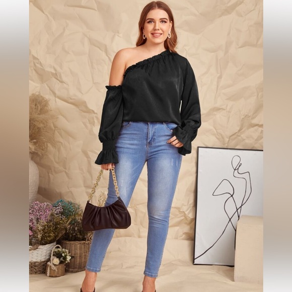 SHEIN | Asymmetrical Neck Flounce Sleeve Top - Picture 3 of 7